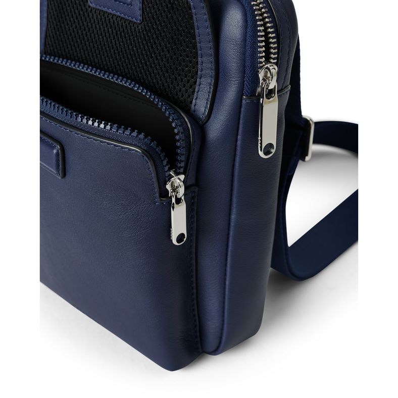 ecco flat pouch city axelremsväska